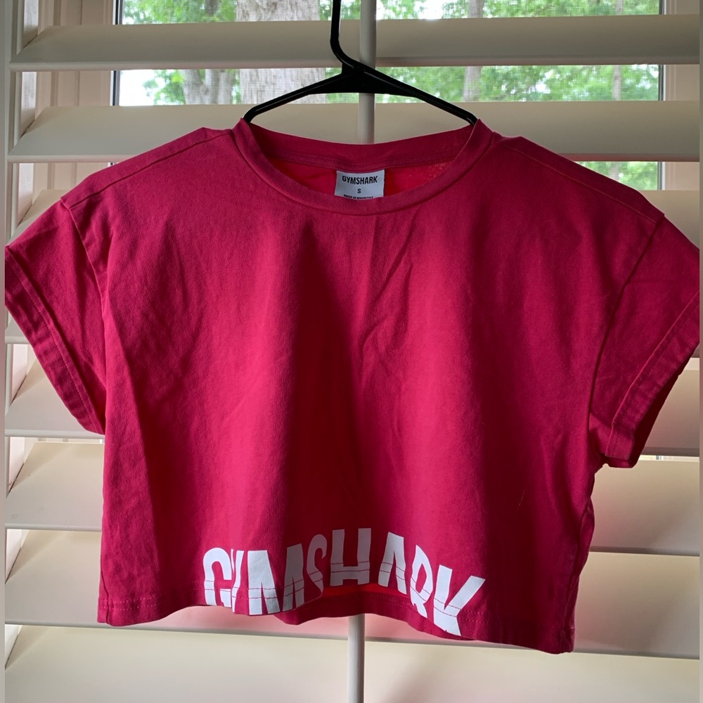 Pink Cropped Gymshark Tshirt
